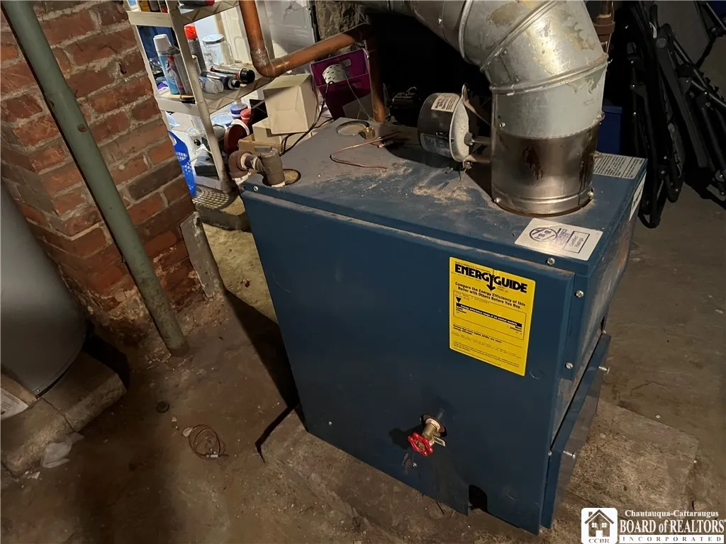 14 Moore Avenue, Pomfret, New York 14063, Pomfret, New York 14063, 5 Bedrooms Bedrooms, ,2 BathroomsBathrooms,Residential,Closed,14 Moore Avenue, Pomfret, New York 14063,0,R1592562