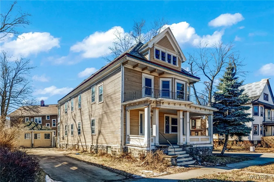 267 Humboldt Parkway, Buffalo, New York 14208, Buffalo, New York 14208, 6 Bedrooms Bedrooms, ,2 BathroomsBathrooms,Residential,Closed,267 Humboldt Parkway, Buffalo, New York 14208,0,B1592599