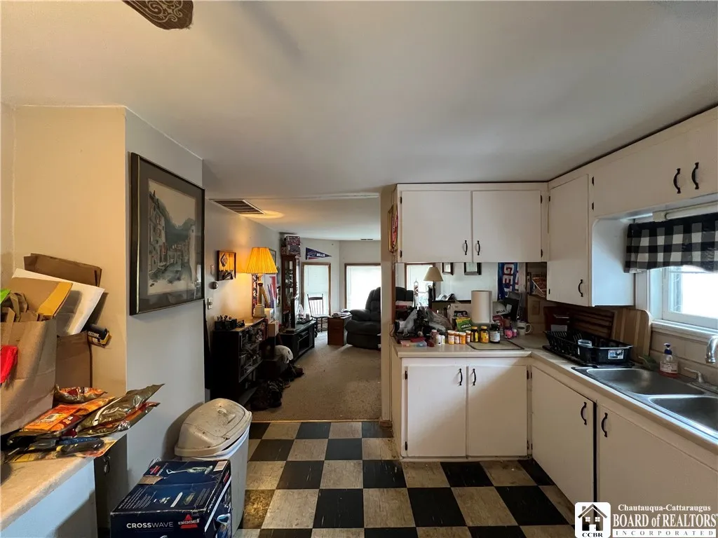 80 Cleveland Avenue, Pomfret, New York 14063, Pomfret, New York 14063, 4 Bedrooms Bedrooms, ,2 BathroomsBathrooms,Residential,Closed,80 Cleveland Avenue, Pomfret, New York 14063,0,R1592598