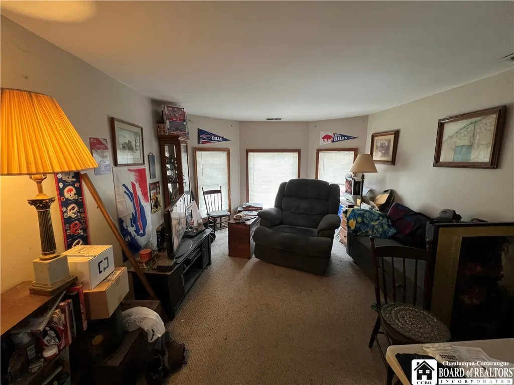 Upper apartment Living Room