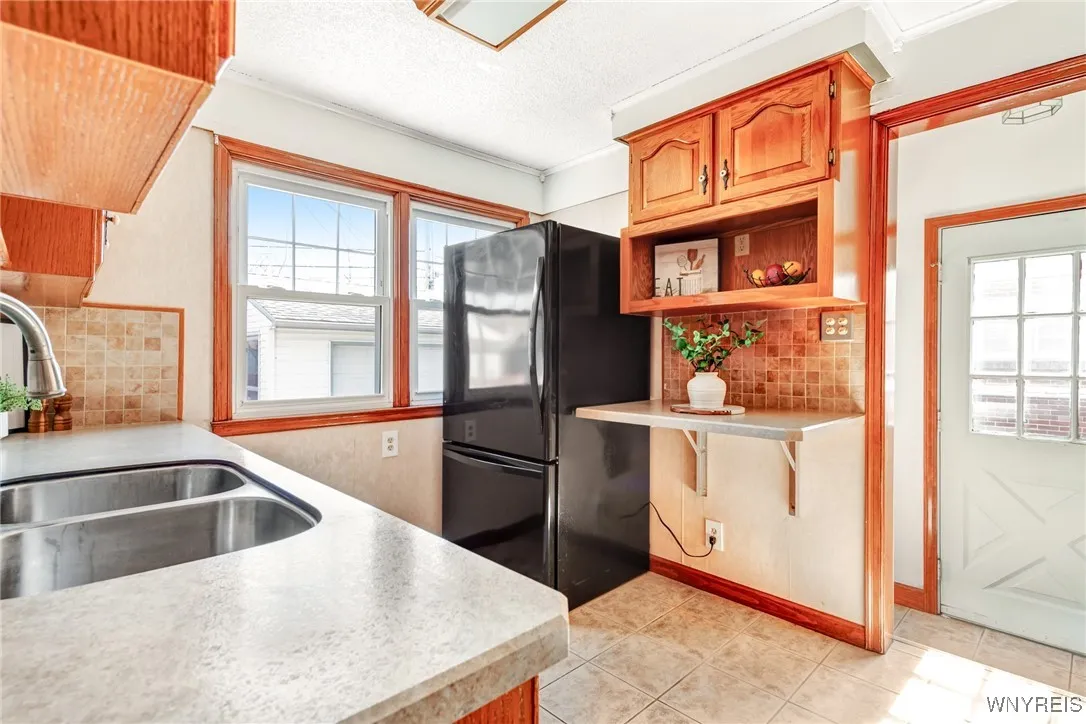27 Truesdale Road, Tonawanda-town, New York 14223, Tonawanda, New York 14223, 3 Bedrooms Bedrooms, 6 Rooms Rooms,1 BathroomBathrooms,Residential,Closed,27 Truesdale Road, Tonawanda-town, New York 14223,0,B1592649