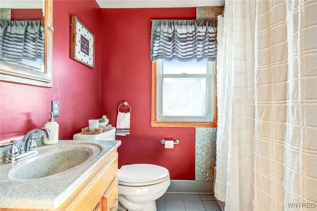 27 Truesdale Road, Tonawanda-town, New York 14223, Tonawanda, New York 14223, 3 Bedrooms Bedrooms, 6 Rooms Rooms,1 BathroomBathrooms,Residential,Closed,27 Truesdale Road, Tonawanda-town, New York 14223,0,B1592649
