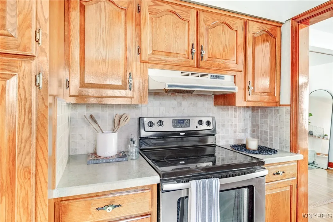 27 Truesdale Road, Tonawanda-town, New York 14223, Tonawanda, New York 14223, 3 Bedrooms Bedrooms, 6 Rooms Rooms,1 BathroomBathrooms,Residential,Closed,27 Truesdale Road, Tonawanda-town, New York 14223,0,B1592649