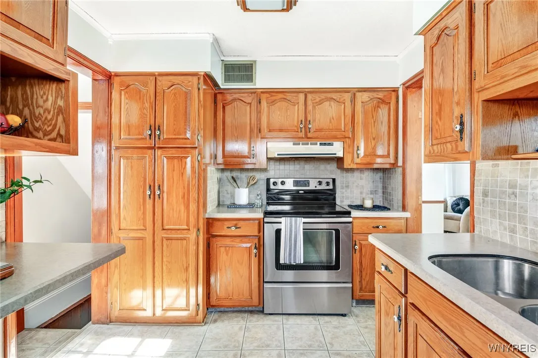 27 Truesdale Road, Tonawanda-town, New York 14223, Tonawanda, New York 14223, 3 Bedrooms Bedrooms, 6 Rooms Rooms,1 BathroomBathrooms,Residential,Closed,27 Truesdale Road, Tonawanda-town, New York 14223,0,B1592649