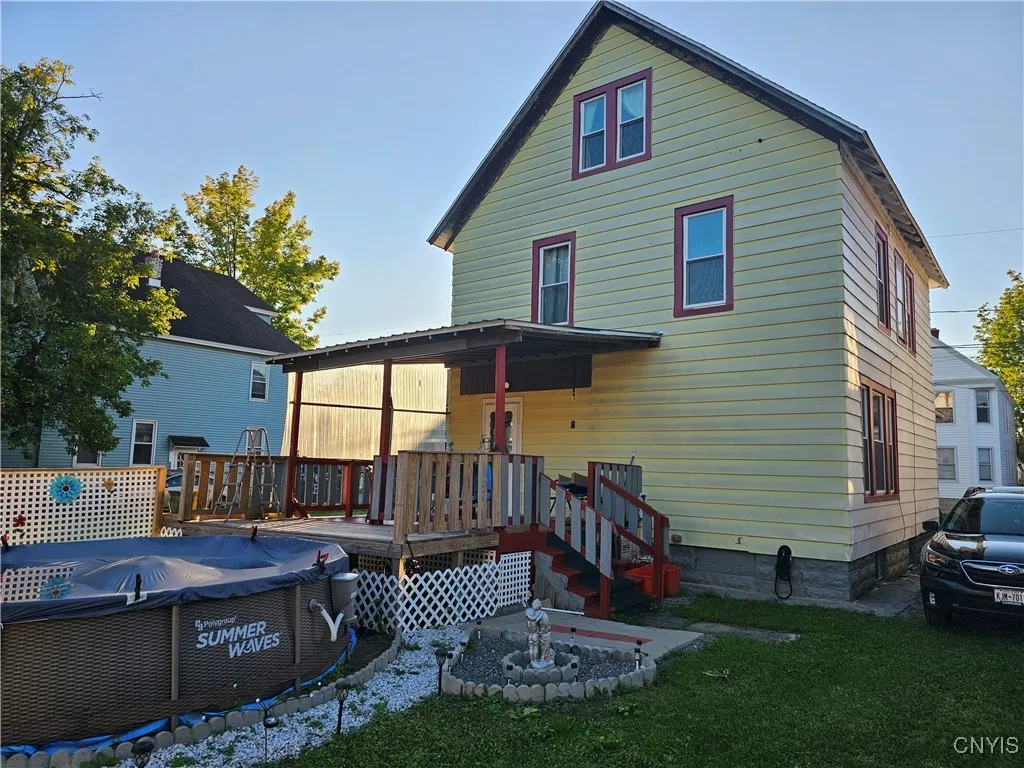 1555 Neilson, Utica, New York 13501, Utica, New York 13501, 4 Bedrooms Bedrooms, 7 Rooms Rooms,1 BathroomBathrooms,Residential,Closed,1555 Neilson, Utica, New York 13501,S1592655