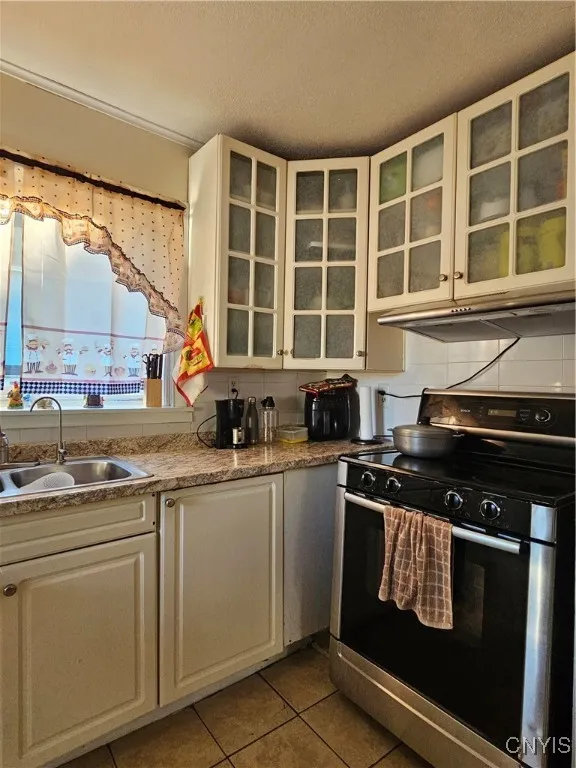1555 Neilson, Utica, New York 13501, Utica, New York 13501, 4 Bedrooms Bedrooms, 7 Rooms Rooms,1 BathroomBathrooms,Residential,Closed,1555 Neilson, Utica, New York 13501,S1592655