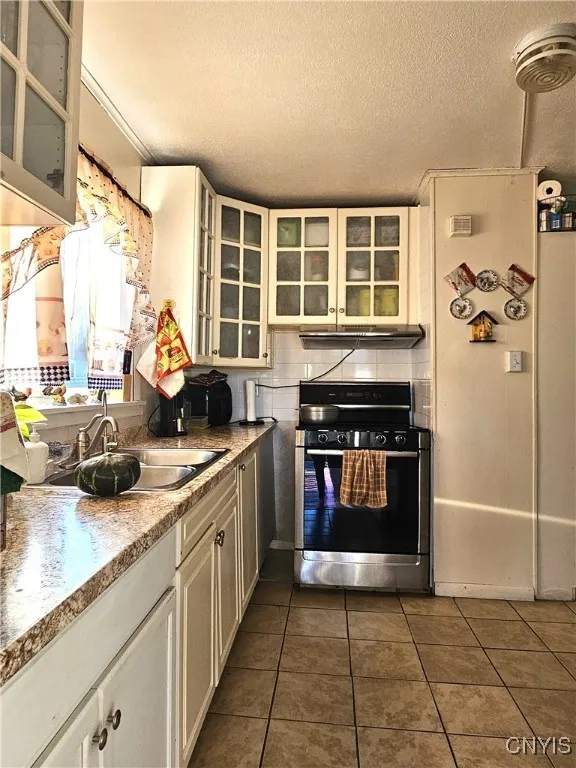 1555 Neilson, Utica, New York 13501, Utica, New York 13501, 4 Bedrooms Bedrooms, 7 Rooms Rooms,1 BathroomBathrooms,Residential,Closed,1555 Neilson, Utica, New York 13501,S1592655