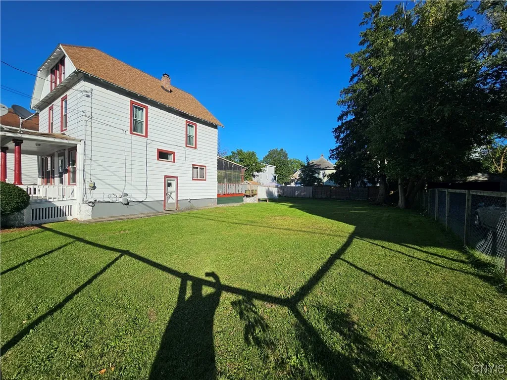 1555 Neilson, Utica, New York 13501, Utica, New York 13501, 4 Bedrooms Bedrooms, 7 Rooms Rooms,1 BathroomBathrooms,Residential,Closed,1555 Neilson, Utica, New York 13501,S1592655