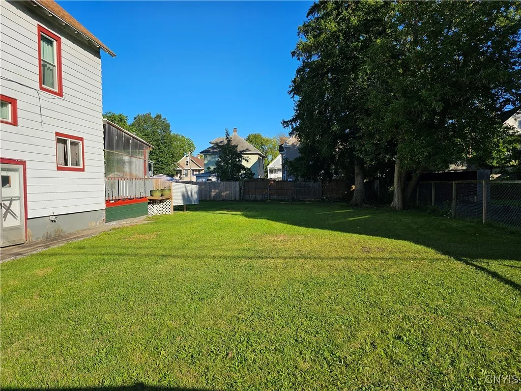 1555 Neilson, Utica, New York 13501, Utica, New York 13501, 4 Bedrooms Bedrooms, 7 Rooms Rooms,1 BathroomBathrooms,Residential,Closed,1555 Neilson, Utica, New York 13501,S1592655