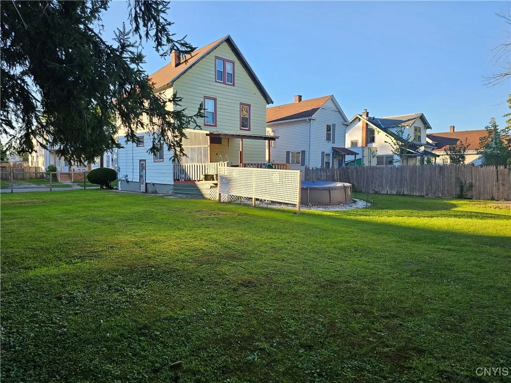 1555 Neilson, Utica, New York 13501, Utica, New York 13501, 4 Bedrooms Bedrooms, 7 Rooms Rooms,1 BathroomBathrooms,Residential,Closed,1555 Neilson, Utica, New York 13501,S1592655