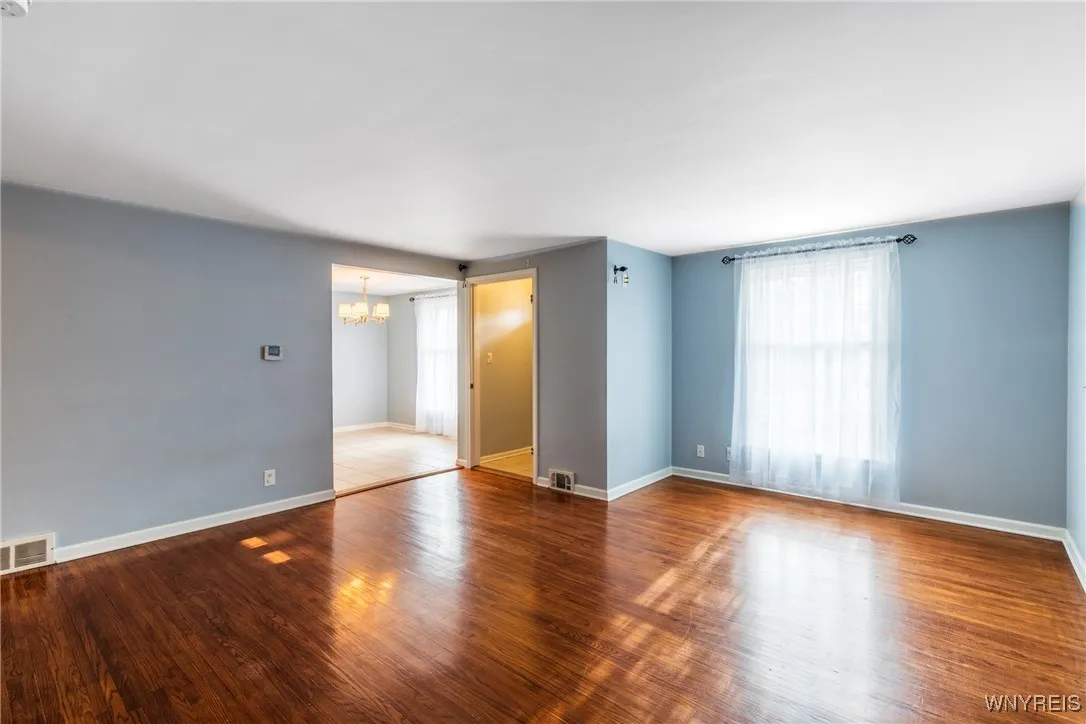 203 Forbes Avenue, Tonawanda-town, New York 14150, Tonawanda, New York 14150, 4 Bedrooms Bedrooms, 7 Rooms Rooms,2 BathroomsBathrooms,Residential,Closed,203 Forbes Avenue, Tonawanda-town, New York 14150,0,B1591698