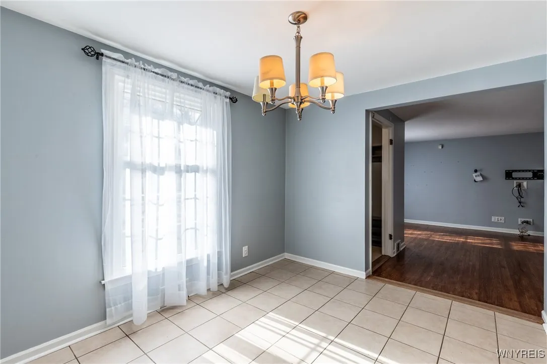 203 Forbes Avenue, Tonawanda-town, New York 14150, Tonawanda, New York 14150, 4 Bedrooms Bedrooms, 7 Rooms Rooms,2 BathroomsBathrooms,Residential,Closed,203 Forbes Avenue, Tonawanda-town, New York 14150,0,B1591698