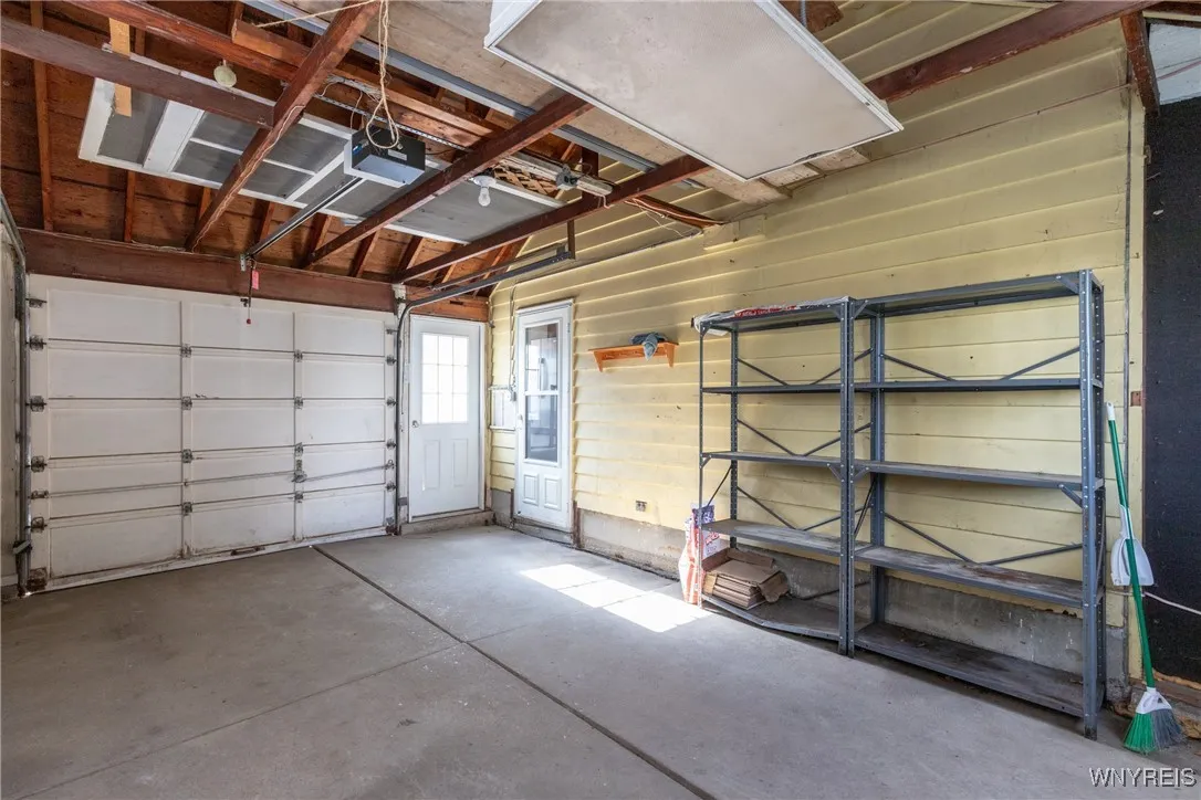 203 Forbes Avenue, Tonawanda-town, New York 14150, Tonawanda, New York 14150, 4 Bedrooms Bedrooms, 7 Rooms Rooms,2 BathroomsBathrooms,Residential,Closed,203 Forbes Avenue, Tonawanda-town, New York 14150,0,B1591698