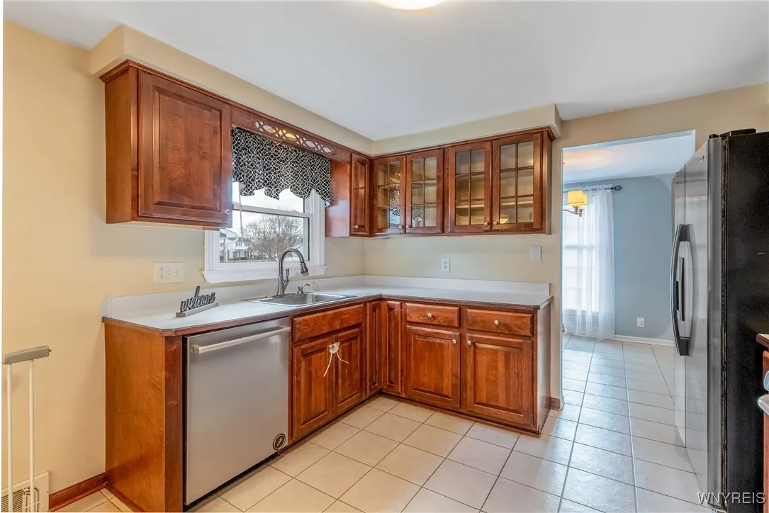 203 Forbes Avenue, Tonawanda-town, New York 14150, Tonawanda, New York 14150, 4 Bedrooms Bedrooms, 7 Rooms Rooms,2 BathroomsBathrooms,Residential,Closed,203 Forbes Avenue, Tonawanda-town, New York 14150,0,B1591698