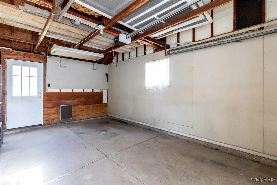 203 Forbes Avenue, Tonawanda-town, New York 14150, Tonawanda, New York 14150, 4 Bedrooms Bedrooms, 7 Rooms Rooms,2 BathroomsBathrooms,Residential,Closed,203 Forbes Avenue, Tonawanda-town, New York 14150,0,B1591698