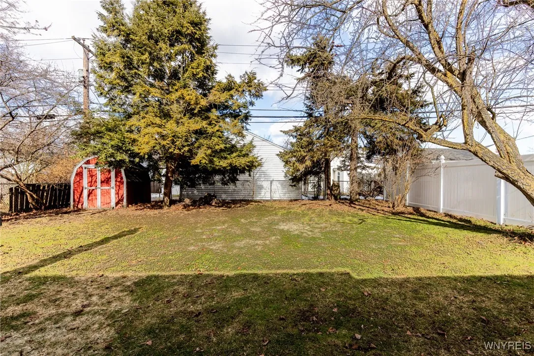 203 Forbes Avenue, Tonawanda-town, New York 14150, Tonawanda, New York 14150, 4 Bedrooms Bedrooms, 7 Rooms Rooms,2 BathroomsBathrooms,Residential,Closed,203 Forbes Avenue, Tonawanda-town, New York 14150,0,B1591698