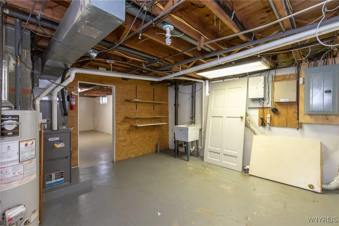 203 Forbes Avenue, Tonawanda-town, New York 14150, Tonawanda, New York 14150, 4 Bedrooms Bedrooms, 7 Rooms Rooms,2 BathroomsBathrooms,Residential,Closed,203 Forbes Avenue, Tonawanda-town, New York 14150,0,B1591698
