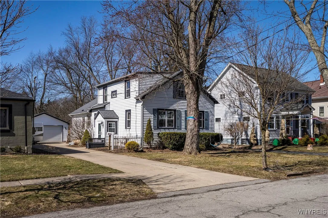 84 Fruehauf Avenue, Amherst, New York 14226, Amherst, New York 14226, 3 Bedrooms Bedrooms, 7 Rooms Rooms,2 BathroomsBathrooms,Residential,Closed,84 Fruehauf Avenue, Amherst, New York 14226,0,B1590487