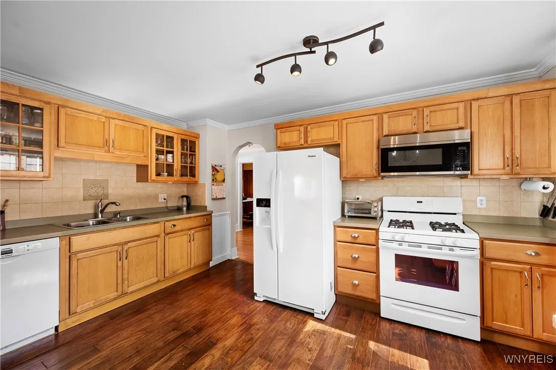 84 Fruehauf Avenue, Amherst, New York 14226, Amherst, New York 14226, 3 Bedrooms Bedrooms, 7 Rooms Rooms,2 BathroomsBathrooms,Residential,Closed,84 Fruehauf Avenue, Amherst, New York 14226,0,B1590487