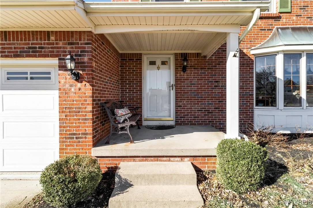 3538 Heatherwood Drive, Hamburg, New York 14075, Hamburg, New York 14075, 3 Bedrooms Bedrooms, 9 Rooms Rooms,2 BathroomsBathrooms,Residential,Closed,3538 Heatherwood Drive, Hamburg, New York 14075,0,B1592393