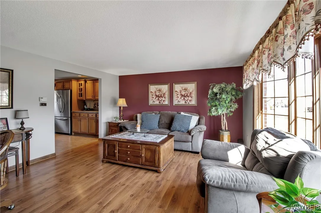 3538 Heatherwood Drive, Hamburg, New York 14075, Hamburg, New York 14075, 3 Bedrooms Bedrooms, 9 Rooms Rooms,2 BathroomsBathrooms,Residential,Closed,3538 Heatherwood Drive, Hamburg, New York 14075,0,B1592393