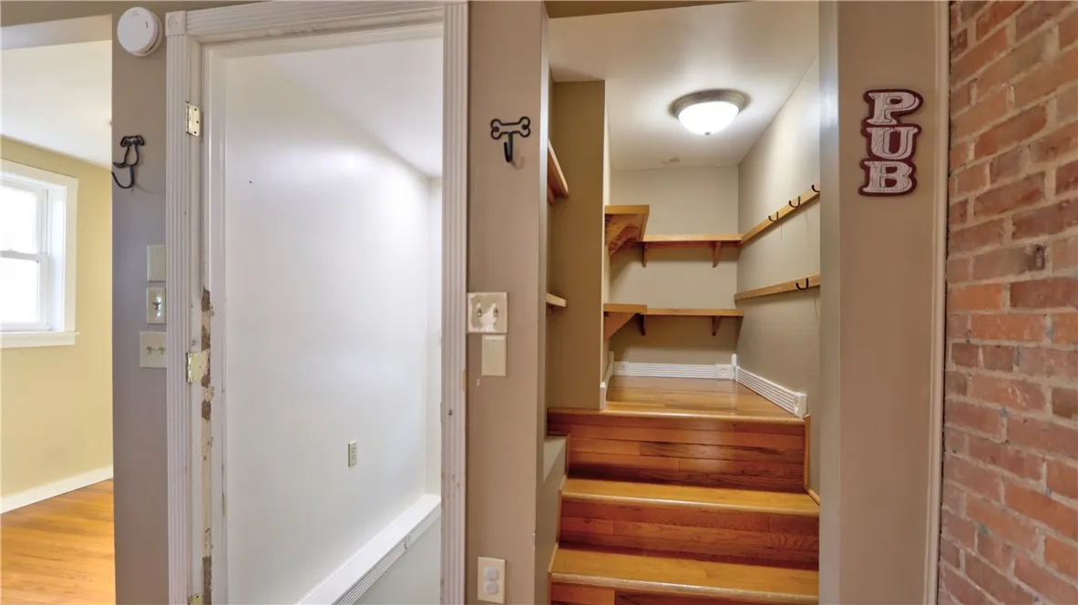 37 Exchange Street, Geneva-city, New York 14456, Geneva City, New York 14456, 3 Bedrooms Bedrooms, 7 Rooms Rooms,2 BathroomsBathrooms,Residential,Closed,37 Exchange Street, Geneva-city, New York 14456,R1592501