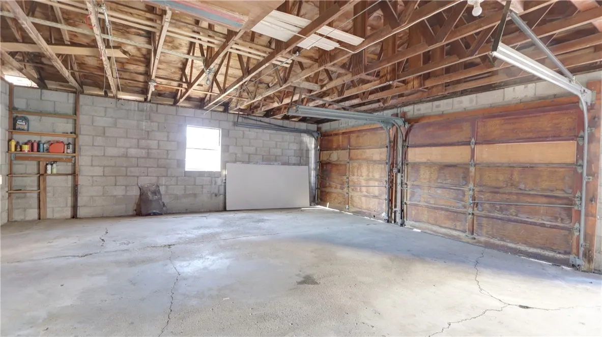 2 Car Garage