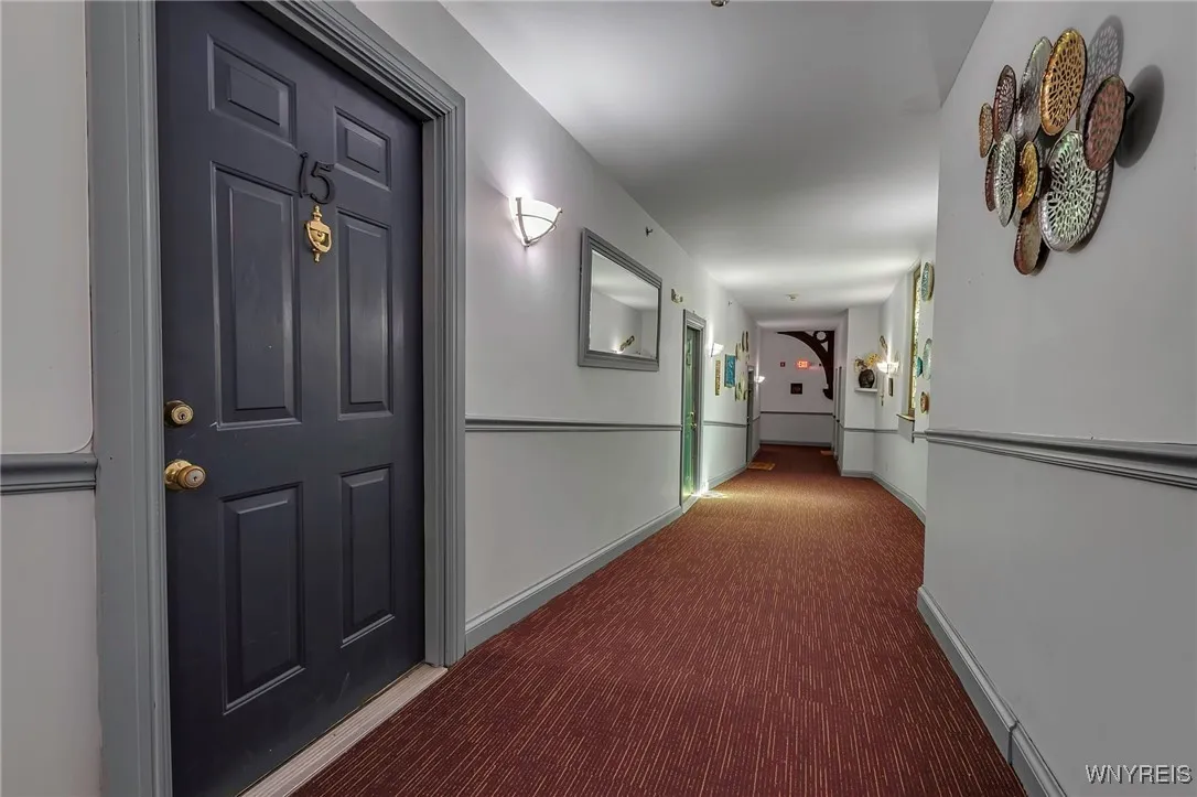 233 Richmond Avenue 15, Buffalo, New York 14222, Buffalo, New York 14222, 2 Bedrooms Bedrooms, 5 Rooms Rooms,1 BathroomBathrooms,Residential,Closed,233 Richmond Avenue 15, Buffalo, New York 14222,0,B1592436