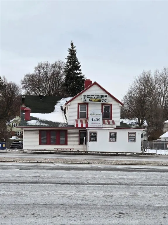 1439 West Ridge Road, Greece, New York 14615, Greece, New York 14615, ,Commercial Sale,For Sale,1439 West Ridge Road, Greece, New York 14615,R1592754