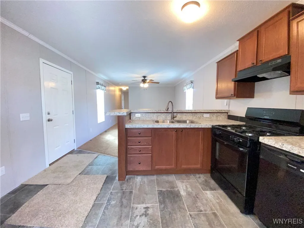 7898 Boston State Road 27, Hamburg, New York 14075, Hamburg, New York 14075, 2 Bedrooms Bedrooms, 5 Rooms Rooms,1 BathroomBathrooms,Residential,For Sale,7898 Boston State Road 27, Hamburg, New York 14075,B1592767