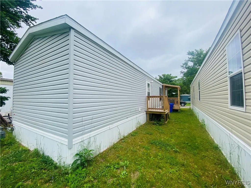 7898 Boston State Road 27, Hamburg, New York 14075, Hamburg, New York 14075, 2 Bedrooms Bedrooms, 5 Rooms Rooms,1 BathroomBathrooms,Residential,For Sale,7898 Boston State Road 27, Hamburg, New York 14075,B1592767