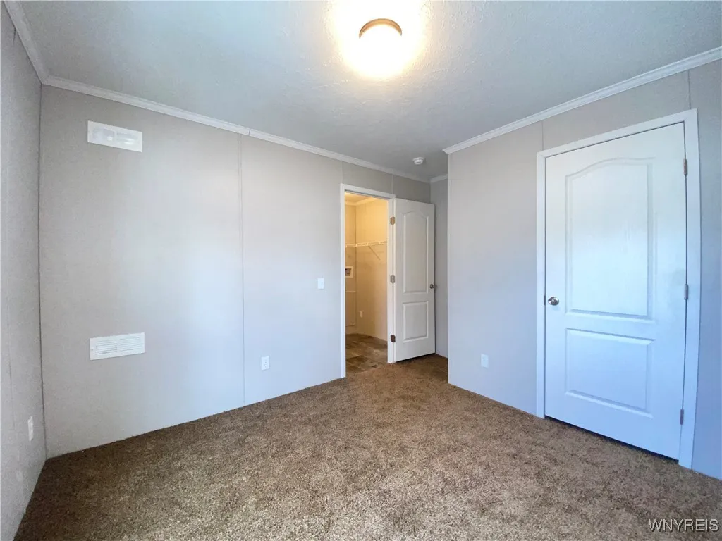 7898 Boston State Road 27, Hamburg, New York 14075, Hamburg, New York 14075, 2 Bedrooms Bedrooms, 5 Rooms Rooms,1 BathroomBathrooms,Residential,For Sale,7898 Boston State Road 27, Hamburg, New York 14075,B1592767