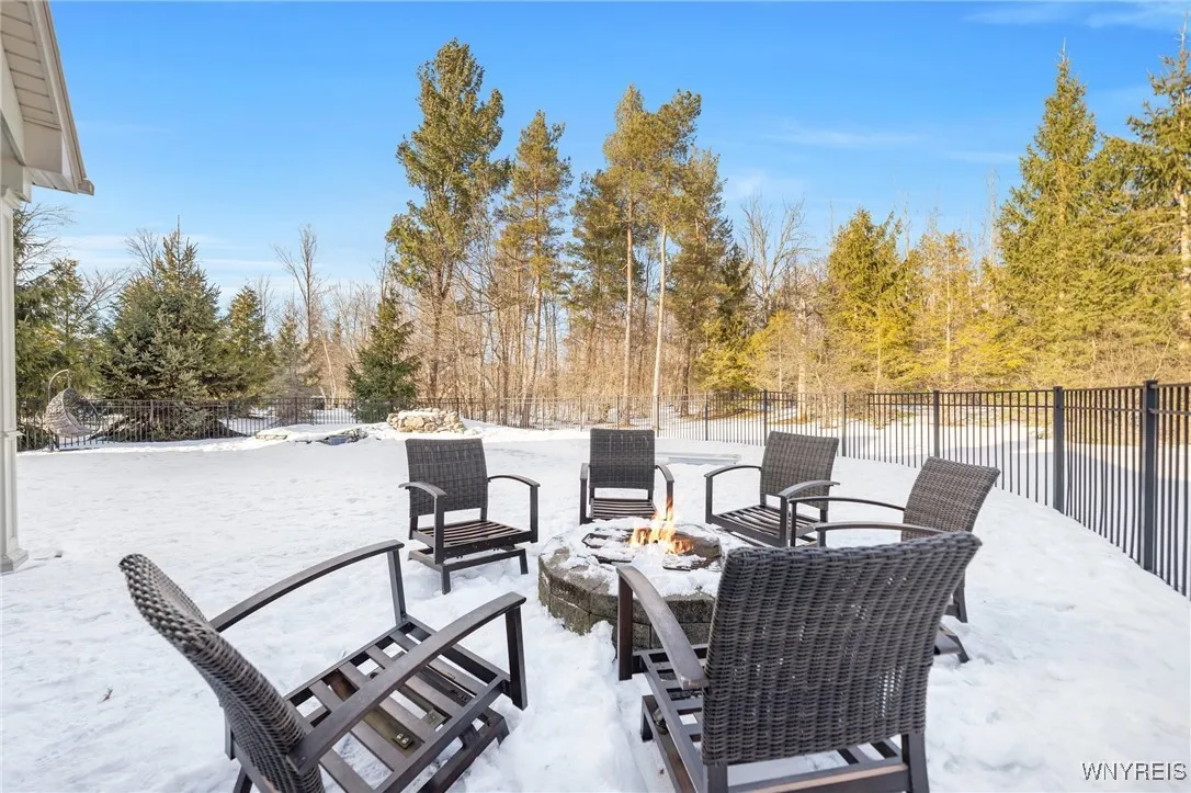 6 Woodthrush Trail, Orchard Park, New York 14127, Orchard Park, New York 14127, 4 Bedrooms Bedrooms, 13 Rooms Rooms,3 BathroomsBathrooms,Residential,Closed,6 Woodthrush Trail, Orchard Park, New York 14127,0,B1592201
