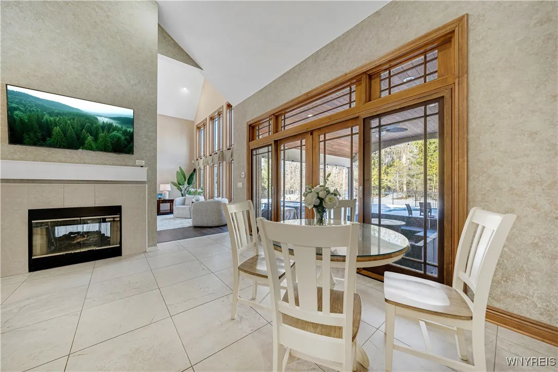 6 Woodthrush Trail, Orchard Park, New York 14127, Orchard Park, New York 14127, 4 Bedrooms Bedrooms, 13 Rooms Rooms,3 BathroomsBathrooms,Residential,Closed,6 Woodthrush Trail, Orchard Park, New York 14127,0,B1592201