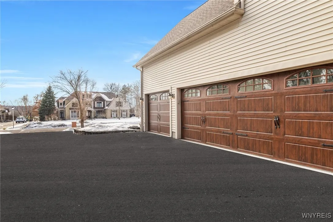 6 Woodthrush Trail, Orchard Park, New York 14127, Orchard Park, New York 14127, 4 Bedrooms Bedrooms, 13 Rooms Rooms,3 BathroomsBathrooms,Residential,Closed,6 Woodthrush Trail, Orchard Park, New York 14127,0,B1592201