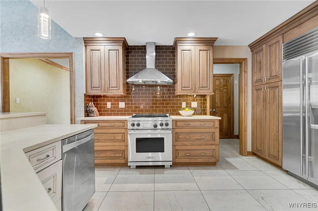 6 Woodthrush Trail, Orchard Park, New York 14127, Orchard Park, New York 14127, 4 Bedrooms Bedrooms, 13 Rooms Rooms,3 BathroomsBathrooms,Residential,Closed,6 Woodthrush Trail, Orchard Park, New York 14127,0,B1592201