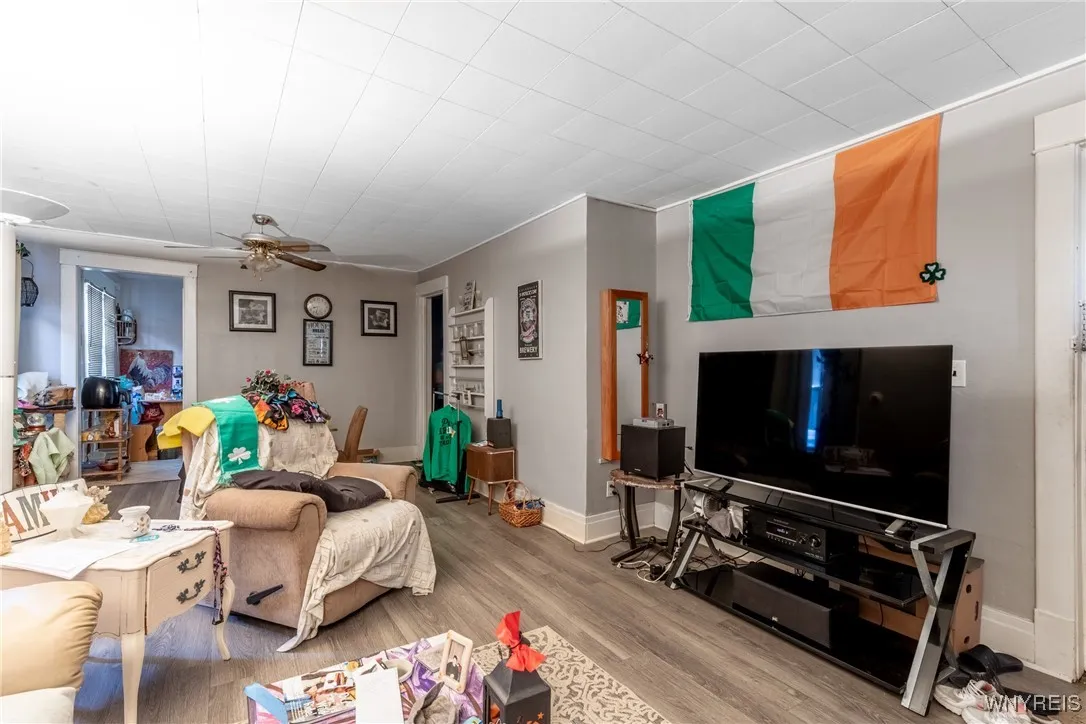 39 Trowbridge Street, Buffalo, New York 14220, Buffalo, New York 14220, 4 Bedrooms Bedrooms, ,2 BathroomsBathrooms,Residential,Closed,39 Trowbridge Street, Buffalo, New York 14220,0,B1592871