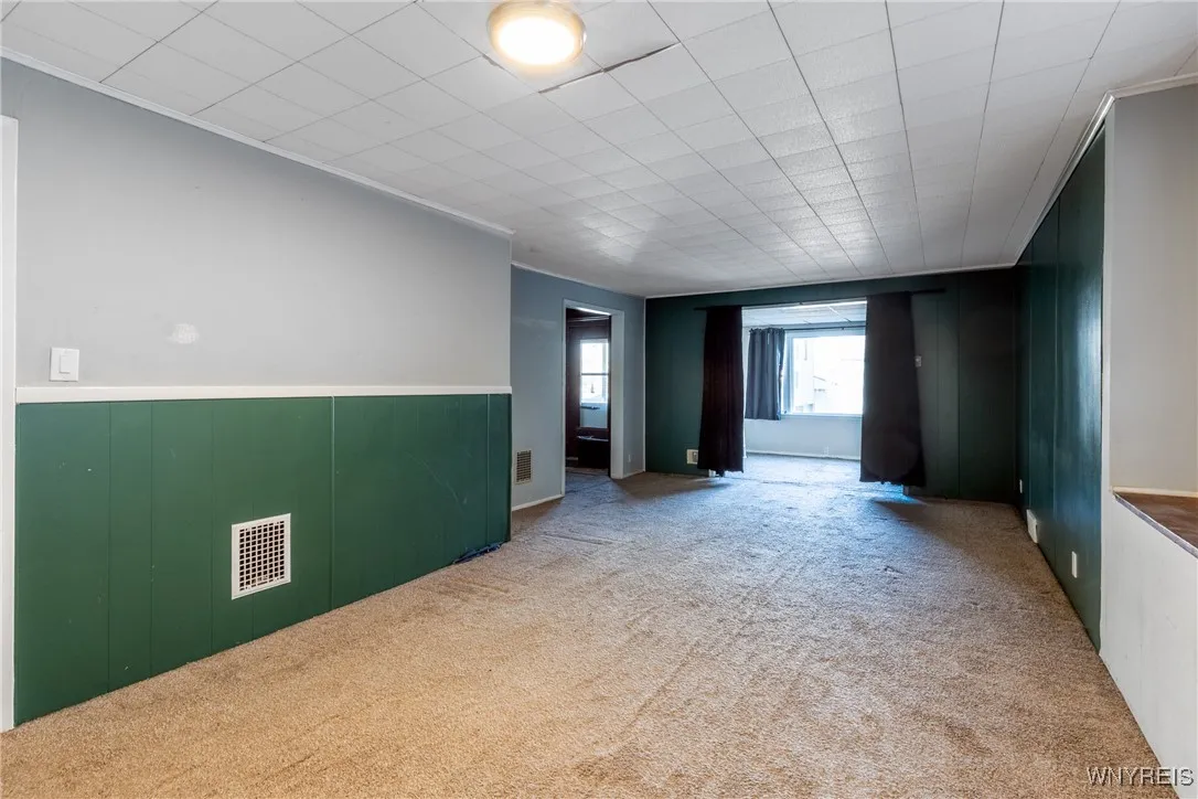 39 Trowbridge Street, Buffalo, New York 14220, Buffalo, New York 14220, 4 Bedrooms Bedrooms, ,2 BathroomsBathrooms,Residential,Closed,39 Trowbridge Street, Buffalo, New York 14220,0,B1592871