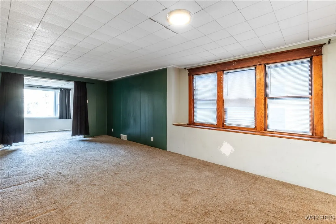 39 Trowbridge Street, Buffalo, New York 14220, Buffalo, New York 14220, 4 Bedrooms Bedrooms, ,2 BathroomsBathrooms,Residential,Closed,39 Trowbridge Street, Buffalo, New York 14220,0,B1592871