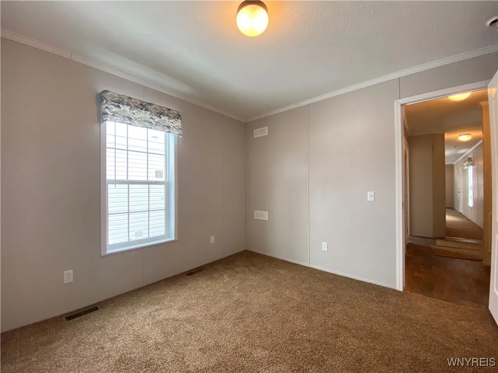 7898 Boston State Road 28, Hamburg, New York 14075, Hamburg, New York 14075, 2 Bedrooms Bedrooms, 5 Rooms Rooms,1 BathroomBathrooms,Residential,For Sale,7898 Boston State Road 28, Hamburg, New York 14075,B1592929