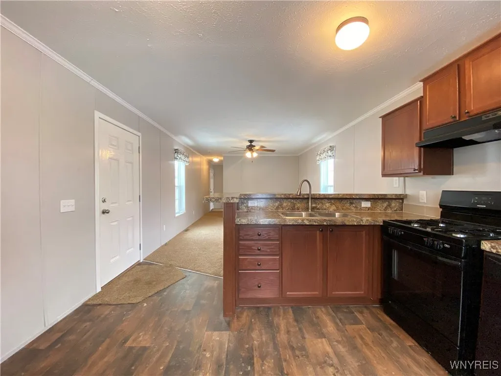 7898 Boston State Road 28, Hamburg, New York 14075, Hamburg, New York 14075, 2 Bedrooms Bedrooms, 5 Rooms Rooms,1 BathroomBathrooms,Residential,For Sale,7898 Boston State Road 28, Hamburg, New York 14075,B1592929