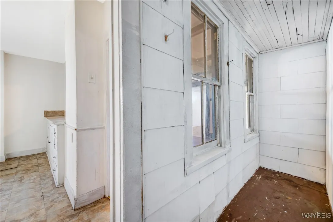 200 Locust Street, Buffalo, New York 14204, Buffalo, New York 14204, 3 Bedrooms Bedrooms, 6 Rooms Rooms,1 BathroomBathrooms,Residential,Closed,200 Locust Street, Buffalo, New York 14204,0,B1592936