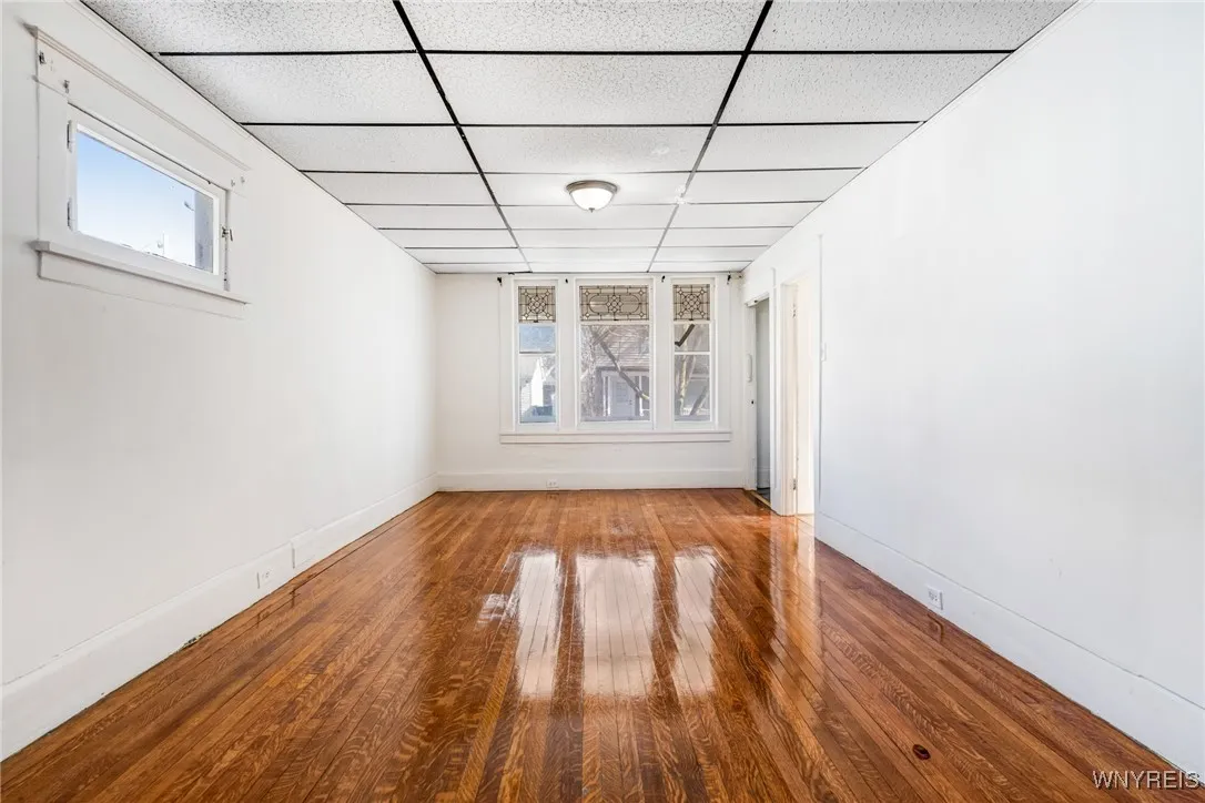 200 Locust Street, Buffalo, New York 14204, Buffalo, New York 14204, 3 Bedrooms Bedrooms, 6 Rooms Rooms,1 BathroomBathrooms,Residential,Closed,200 Locust Street, Buffalo, New York 14204,0,B1592936
