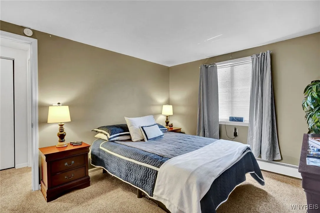 3900 Ridge Lea Road B, Amherst, New York 14228, Amherst, New York 14228, 1 Bedroom Bedrooms, 3 Rooms Rooms,1 BathroomBathrooms,Residential,Closed,3900 Ridge Lea Road B, Amherst, New York 14228,0,B1591938