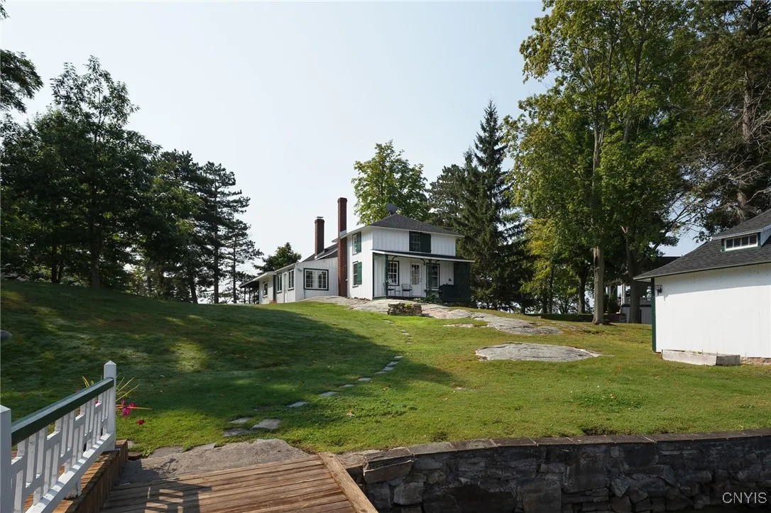 5 Manhattan, Alexandria, New York 13640, Alexandria, New York 13640, 5 Bedrooms Bedrooms, 14 Rooms Rooms,3 BathroomsBathrooms,Residential,For Sale,5 Manhattan, Alexandria, New York 13640,0,S1591884