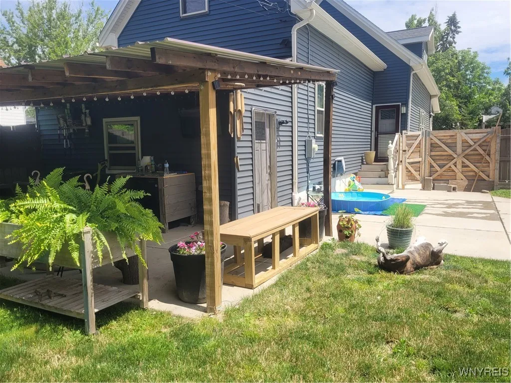38 18th Street, Buffalo, New York 14213, Buffalo, New York 14213, 3 Bedrooms Bedrooms, 6 Rooms Rooms,2 BathroomsBathrooms,Residential,Closed,38 18th Street, Buffalo, New York 14213,0,B1592318