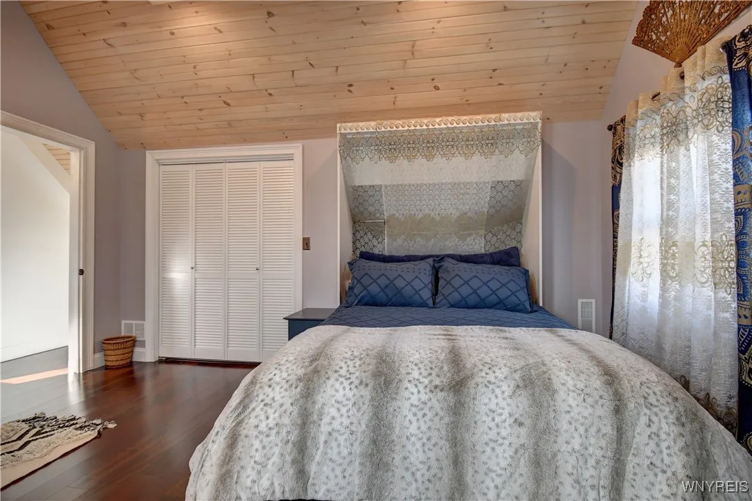 38 18th Street, Buffalo, New York 14213, Buffalo, New York 14213, 3 Bedrooms Bedrooms, 6 Rooms Rooms,2 BathroomsBathrooms,Residential,Closed,38 18th Street, Buffalo, New York 14213,0,B1592318