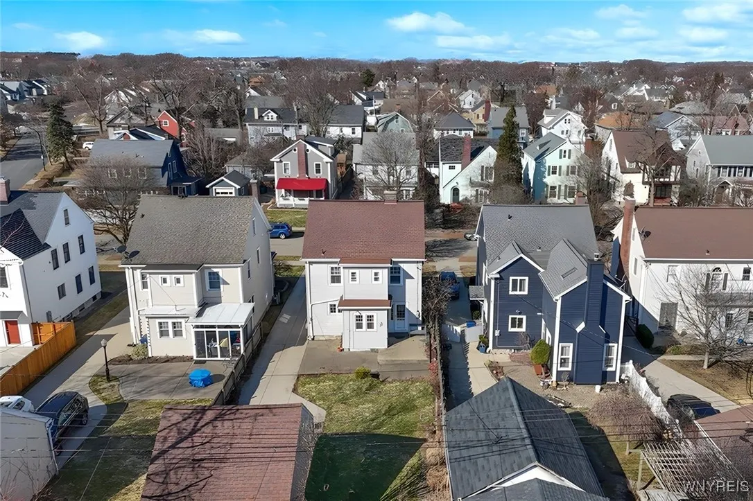 105 Winston Road, Buffalo, New York 14216, Buffalo, New York 14216, 3 Bedrooms Bedrooms, 7 Rooms Rooms,1 BathroomBathrooms,Residential,Closed,105 Winston Road, Buffalo, New York 14216,0,B1593015