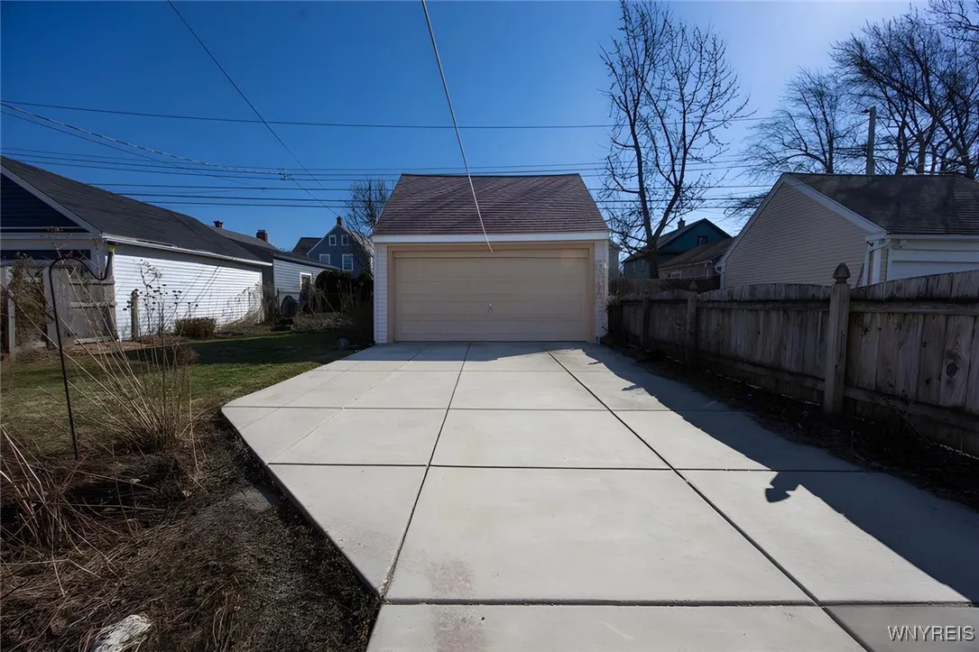 105 Winston Road, Buffalo, New York 14216, Buffalo, New York 14216, 3 Bedrooms Bedrooms, 7 Rooms Rooms,1 BathroomBathrooms,Residential,Closed,105 Winston Road, Buffalo, New York 14216,0,B1593015