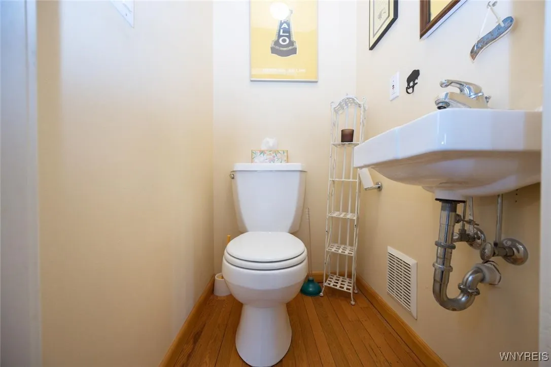 105 Winston Road, Buffalo, New York 14216, Buffalo, New York 14216, 3 Bedrooms Bedrooms, 7 Rooms Rooms,1 BathroomBathrooms,Residential,Closed,105 Winston Road, Buffalo, New York 14216,0,B1593015